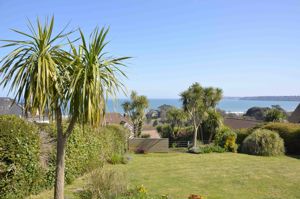 Photo 25- click for photo gallery